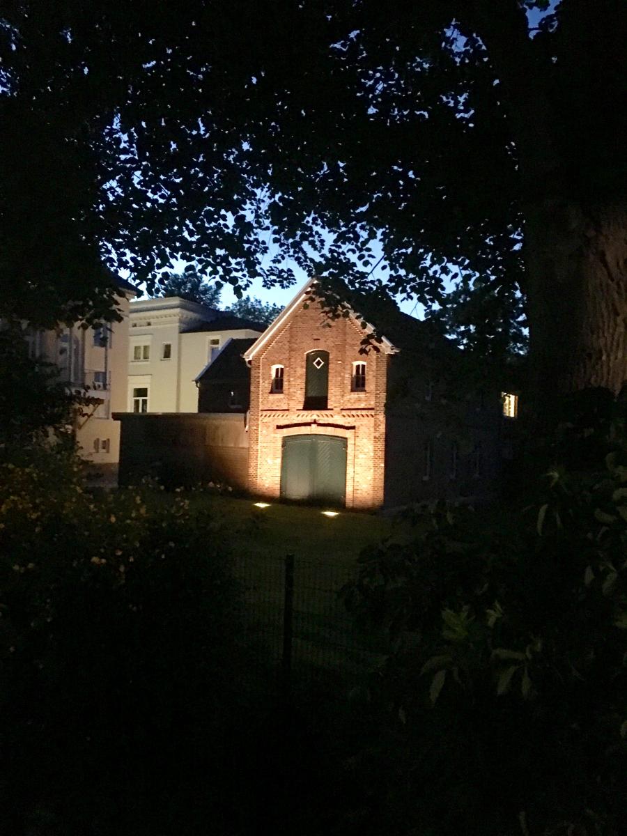 Emden bei Nacht 