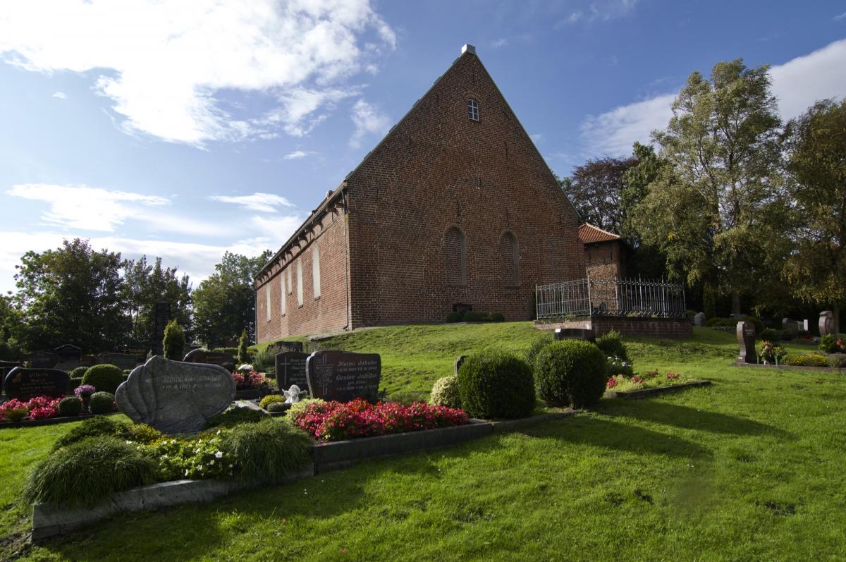 Kirche und Glockenturm